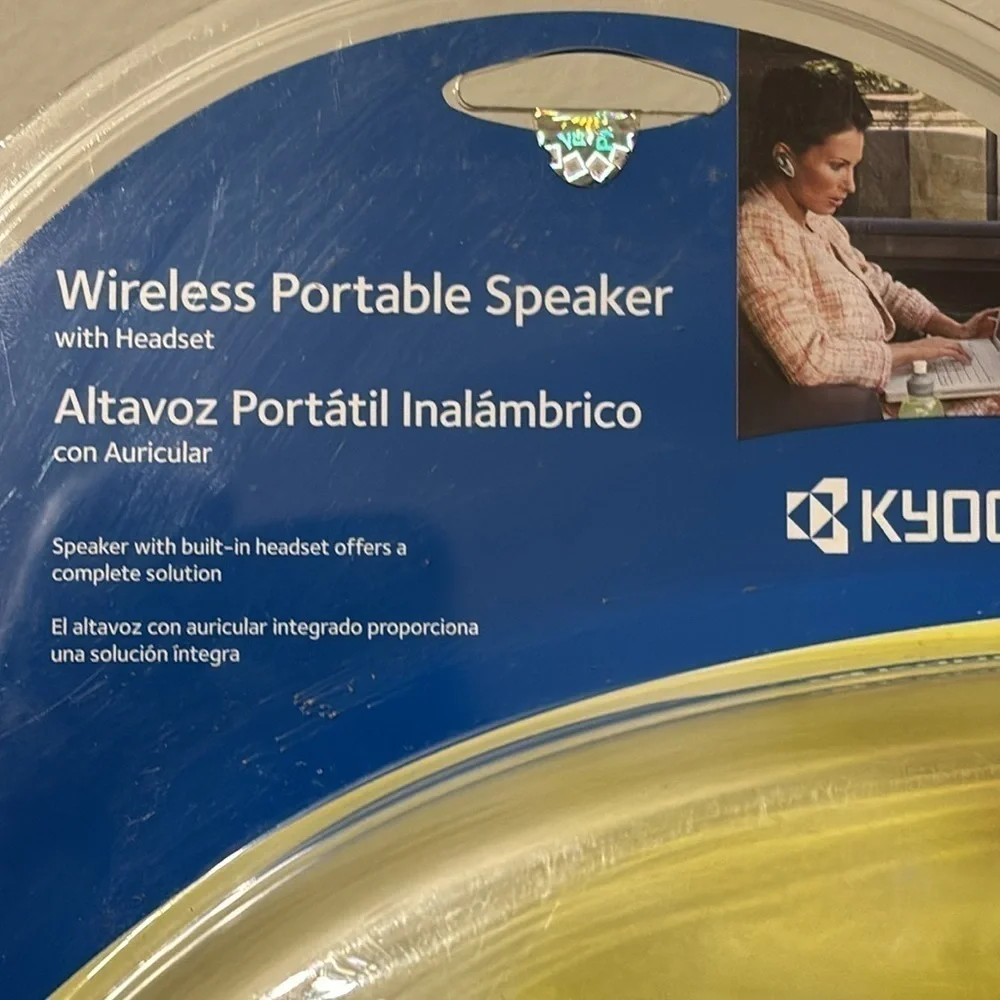 Kyocera Wireless Portable Speaker with Headset AND BLUETOOTH - Picture 3 of 11